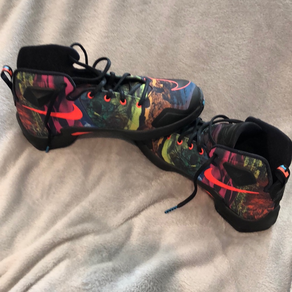 Nike Lebron 13 XIII Akronite Philosophy